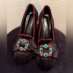 TIP E TACCHI Chic Black Velvet Heels with Jewel Embellishments (Made In Italy)
